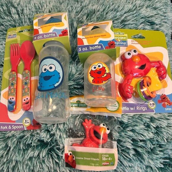 Sesame Beginnings ELMO Baby LOT 2 Bottles, Rattle, Toy, Fork & Spoon NEW Sealed - Picture 1 of 9